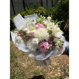 PINK WHITE BOUQUET